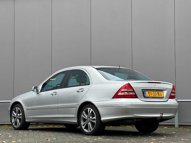 Mercedes-benz - 2002 - c-klasse - 180 elegance - 51-jj-bj - afbeelding 11 van  15