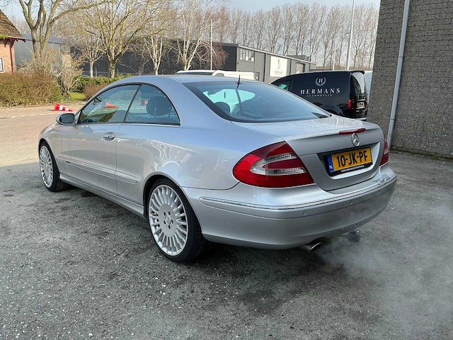 Mercedes-benz - 2002 - clk-klasse coupé - 320 elegance - personenauto (10-jk-pf) - afbeelding 20 van  22