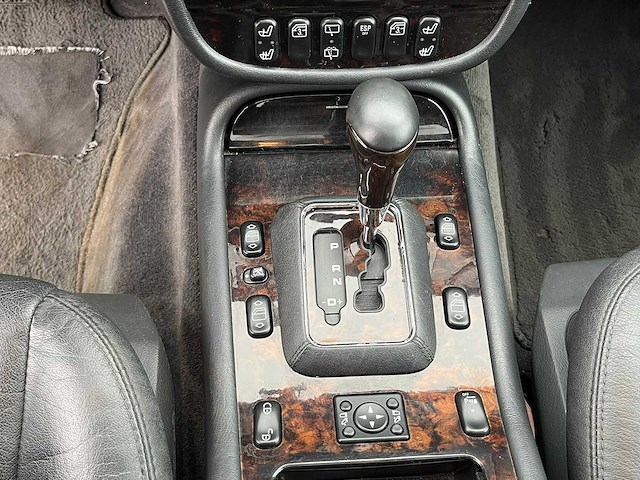 Mercedes-benz - 2002 - ml amg 55 - personenauto - afbeelding 2 van  21