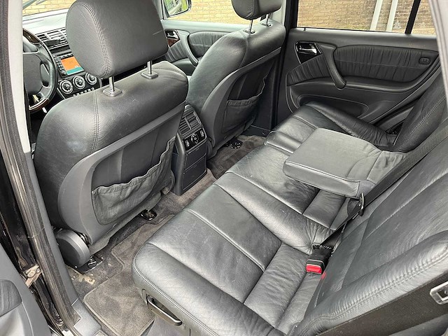Mercedes-benz - 2002 - ml amg 55 - personenauto - afbeelding 3 van  21