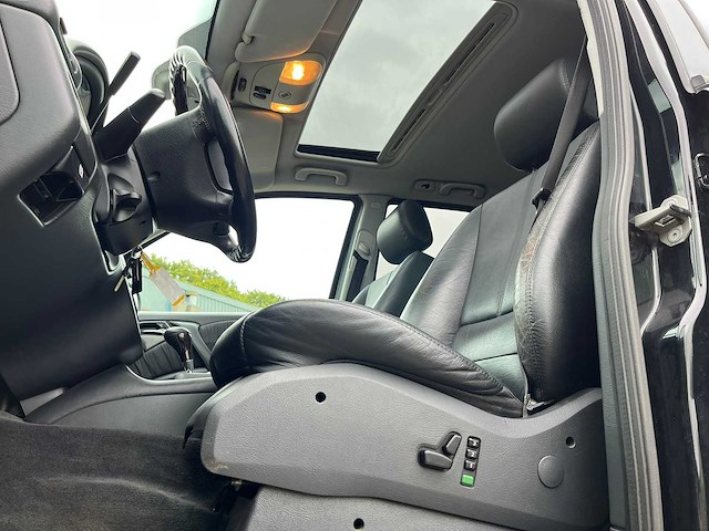 Mercedes-benz - 2002 - ml amg 55 - personenauto - afbeelding 17 van  21