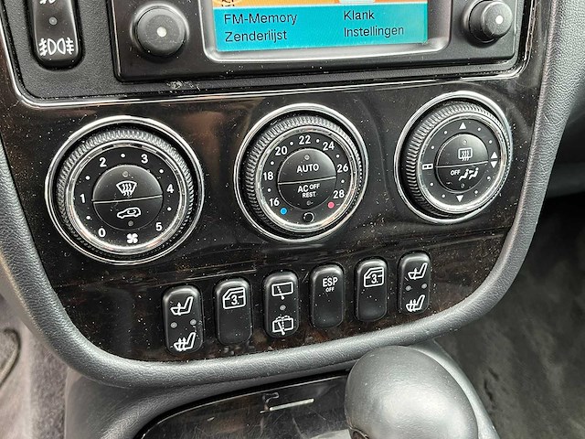 Mercedes-benz - 2002 - ml amg 55 - personenauto - afbeelding 21 van  21