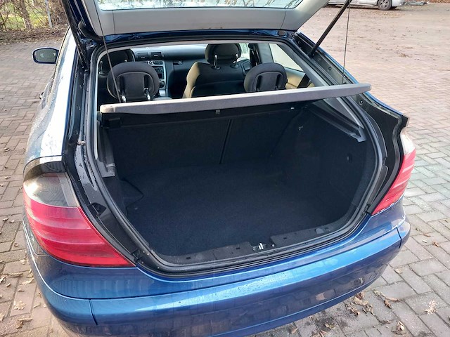 Mercedes-benz - 2003 - c-klasse sportcoupé - 180 kompressor - personenauto - afbeelding 2 van  14