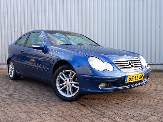 Mercedes-benz - 2003 - c-klasse sportcoupé - 180 kompressor - personenauto - afbeelding 1 van  14