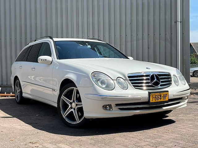Mercedes-benz - 2004 - e-klasse combi - 320/350 avantgarde 4-matic - personenauto - afbeelding 1 van  21