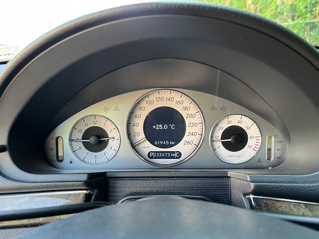 Mercedes-benz - 2004 - e-klasse combi - 320/350 avantgarde 4-matic - personenauto - afbeelding 21 van  21