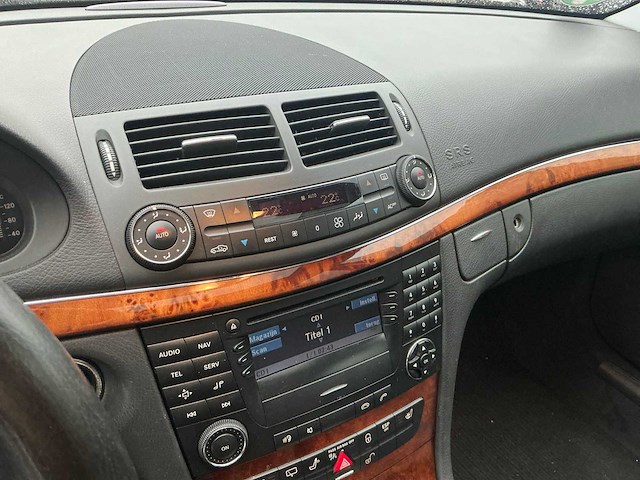 Mercedes-benz - 2004 - e-klasse combi - 500 elegance 4-matic - personenauto (g-130-pg) - afbeelding 1 van  18