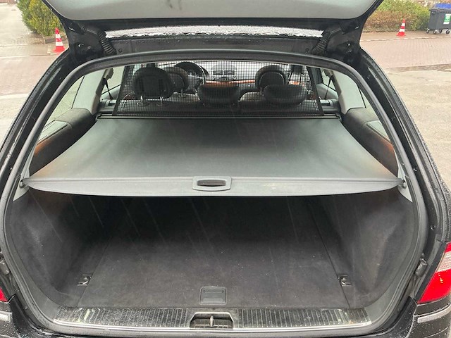 Mercedes-benz - 2004 - e-klasse combi - 500 elegance 4-matic - personenauto (g-130-pg) - afbeelding 9 van  18