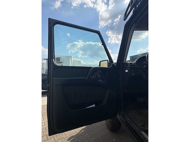 Mercedes-benz - 2004 - g-klasse - g500 - personenauto - afbeelding 5 van  27