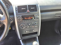 Mercedes-benz - 2005 - a-klasse - 150 classic - personenauto - afbeelding 5 van  16