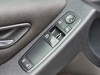 Mercedes-benz - 2005 - a-klasse - 170 avantgarde - automaat - 95-sf-db - afbeelding 13 van  26