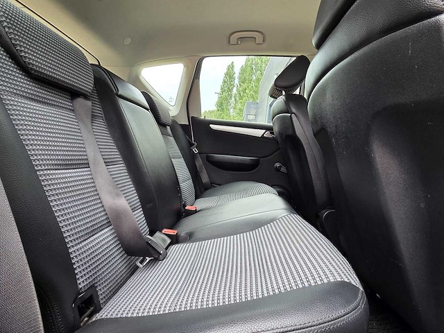 Mercedes-benz - 2005 - a-klasse - 170 avantgarde - automaat - 95-sf-db - afbeelding 14 van  26
