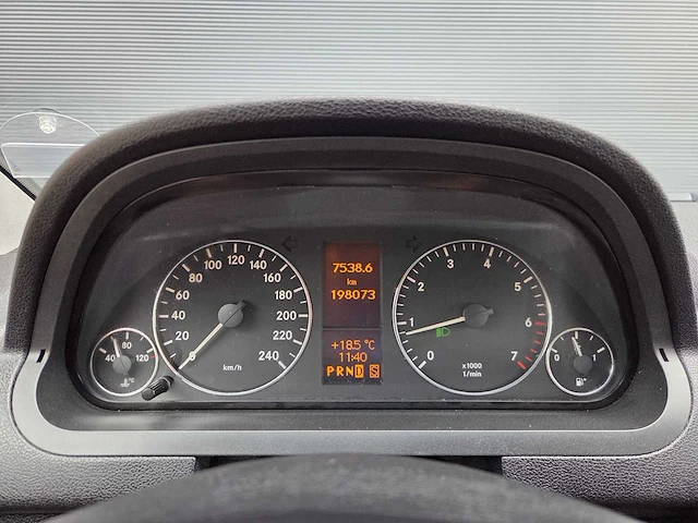 Mercedes-benz - 2005 - a-klasse - 170 avantgarde - automaat - 95-sf-db - afbeelding 7 van  27