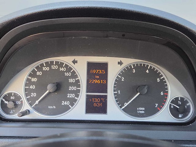 Mercedes-benz - 2005 - b-klasse - 170 - 35-rx-sg - afbeelding 16 van  21