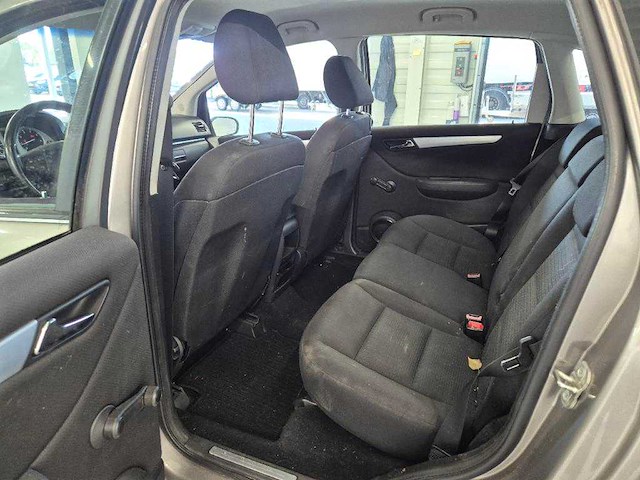 Mercedes-benz - 2005 - b-klasse - 200 - personenauto - afbeelding 3 van  10