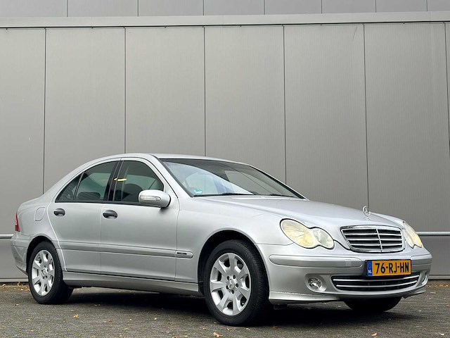 Mercedes-benz - 2005 - c-klasse - 180 k. classic - 76-rj-hn - afbeelding 13 van  19