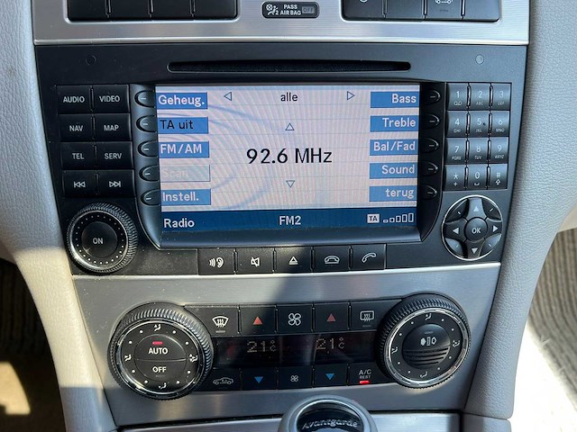 Mercedes-benz - 2005 - c-klasse - 350 elegance 4-matic - personenauto - afbeelding 3 van  22