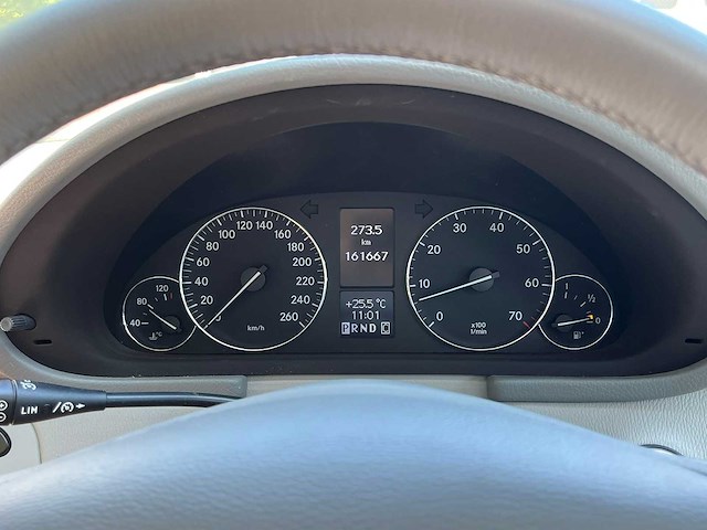 Mercedes-benz - 2005 - c-klasse - 350 elegance 4-matic - personenauto - afbeelding 20 van  22