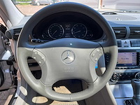 Mercedes-benz - 2005 - c-klasse - 350 elegance 4-matic - personenauto - afbeelding 21 van  22