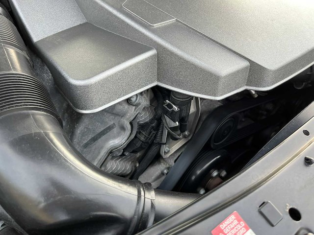 Mercedes-benz - 2005 - c-klasse - amg 55 - personenauto - afbeelding 10 van  26