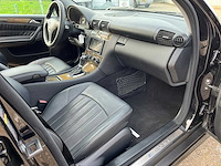 Mercedes-benz - 2005 - c-klasse - amg 55 - personenauto - afbeelding 14 van  26