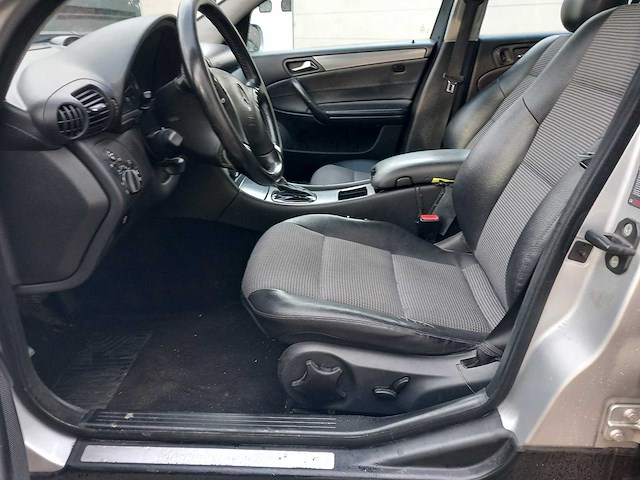 Mercedes-benz - 2005 - c-klasse combi - 180 kompressor avantgarde - automaat - personenauto - afbeelding 10 van  16