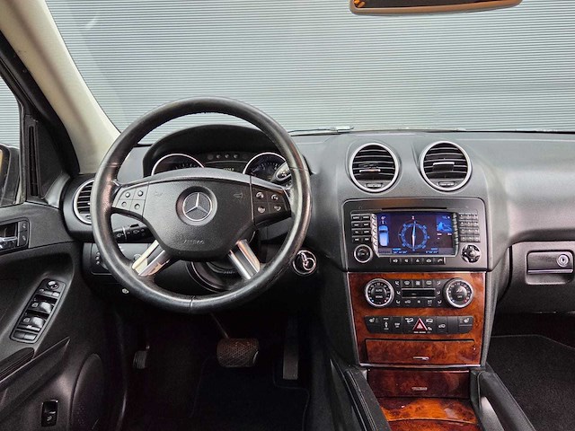 Mercedes-benz - 2005 - m-klasse - 350 - 54-rt-zs - afbeelding 23 van  30