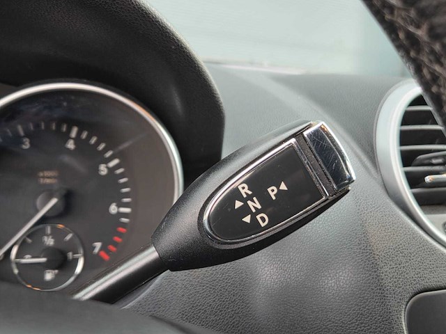 Mercedes-benz - 2005 - m-klasse - 350 - 54-rt-zs - afbeelding 4 van  30