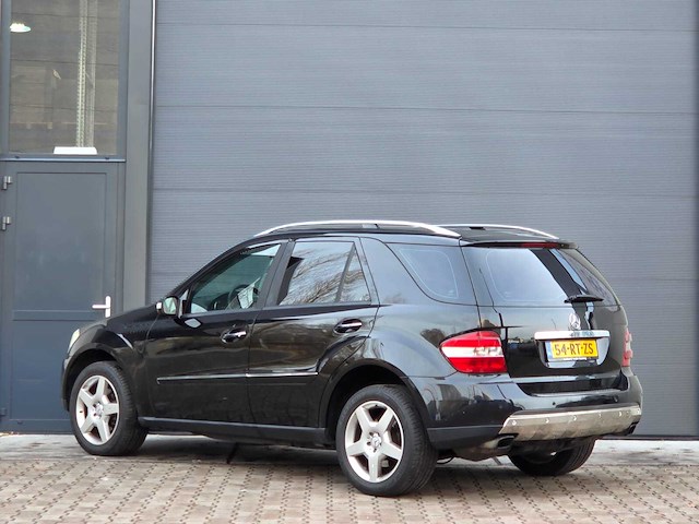 Mercedes-benz - 2005 - m-klasse - 350 - 54-rt-zs - afbeelding 28 van  30
