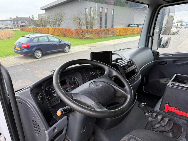 Mercedes-benz - 2006 - atego 815 - vrachtwagen - afbeelding 10 van  30