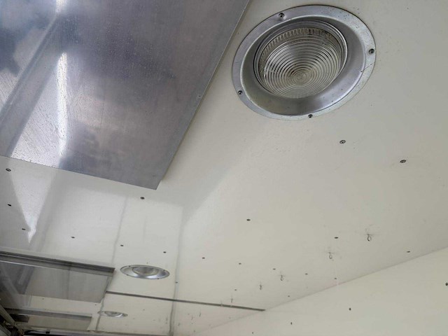 Mercedes-benz - 2006 - atego 815 - vrachtwagen - afbeelding 24 van  30