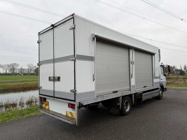 Mercedes-benz - 2006 - atego 815 - vrachtwagen - afbeelding 28 van  30