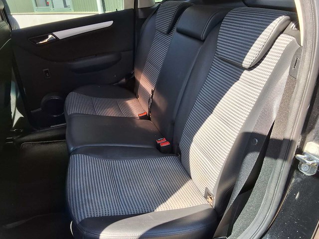 Mercedes-benz - 2006 - b-klasse - b200 - - afbeelding 3 van  19