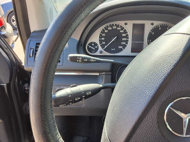 Mercedes-benz - 2006 - b-klasse - b200 - - afbeelding 9 van  19