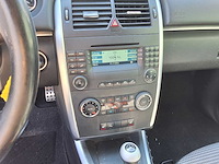 Mercedes-benz - 2006 - b-klasse - b200 - - afbeelding 11 van  19