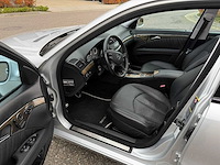 Mercedes-benz - 2006 - e-klasse - 500 elegance - 21-hhh-9 - afbeelding 5 van  14