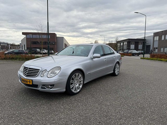 Mercedes-benz - 2006 - e-klasse - 500 elegance - 21-hhh-9 - afbeelding 8 van  14