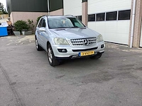 Mercedes-benz - 2006 - m-klasse - 280 cdi - personenauto - afbeelding 13 van  29