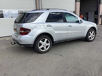 Mercedes-benz - 2006 - m-klasse - 280 cdi - personenauto - afbeelding 28 van  29
