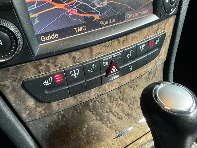 Mercedes-benz - 2007 - e-klasse - amg 63 - personenauto - afbeelding 5 van  24