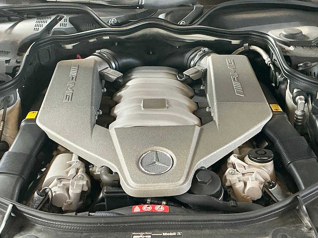 Mercedes-benz - 2007 - e-klasse - amg 63 - personenauto - afbeelding 8 van  24