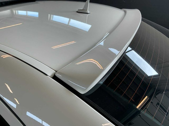 Mercedes-benz - 2007 - e-klasse - amg 63 - personenauto - afbeelding 16 van  24