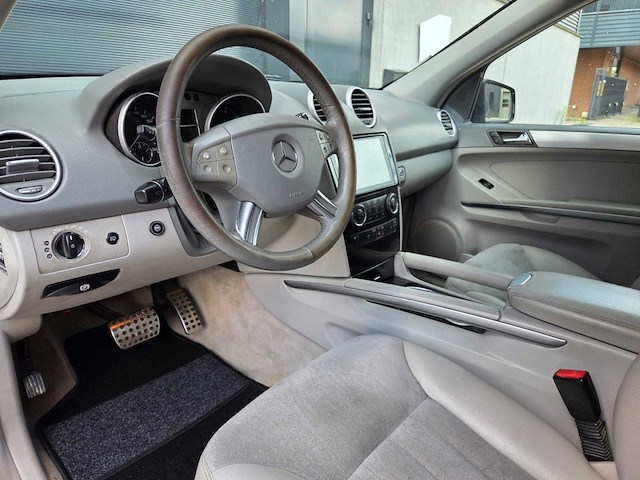 Mercedes-benz - 2007 - m-klasse - 350 - 06-txg-2 - afbeelding 2 van  30