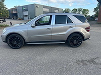 Mercedes-benz - 2007 - ml 320 cdi 4matic - - personenauto - afbeelding 2 van  8