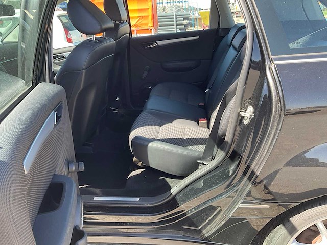 Mercedes-benz - 2009 - b-klasse - 170 blueefficiency - personenauto - afbeelding 25 van  28