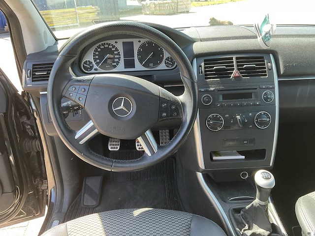 Mercedes-benz - 2009 - b-klasse - 170 blueefficiency - personenauto - afbeelding 16 van  28