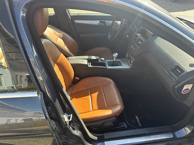Mercedes-benz - 2010 - c-klasse estate - 180 cgi be.bnscl.av. - 88-nkt-6 - afbeelding 15 van  17