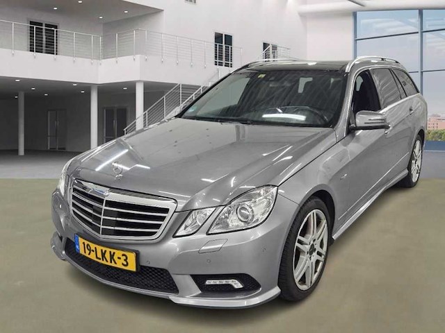 Mercedes-benz - 2010 - e-klasse estate - 200 cgi avantgarde - automaat - personenauto - afbeelding 1 van  24
