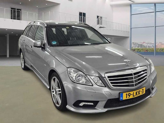 Mercedes-benz - 2010 - e-klasse estate - 200 cgi avantgarde - automaat - personenauto - afbeelding 19 van  24