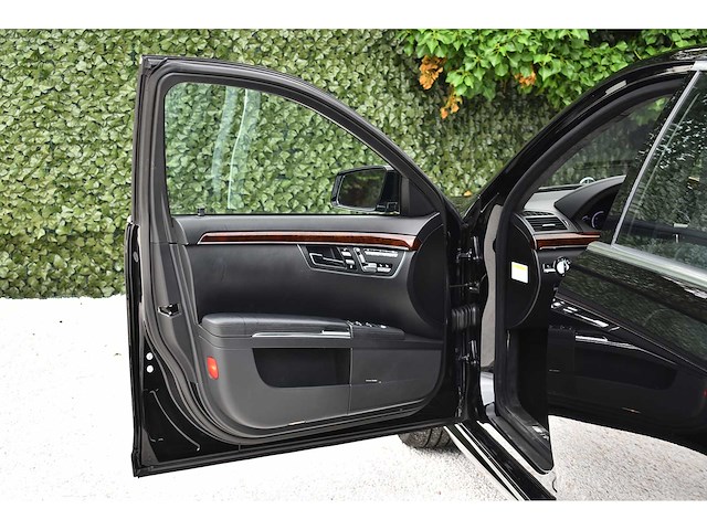 Mercedes-benz - 2010 - s63 amg - 6,3 liter (6.208 cc) v8 amg - btw auto - afbeelding 74 van  94